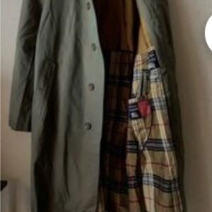 Burberry Commander 2 iridescent Olive Trench Coat Unisex with plaid accent